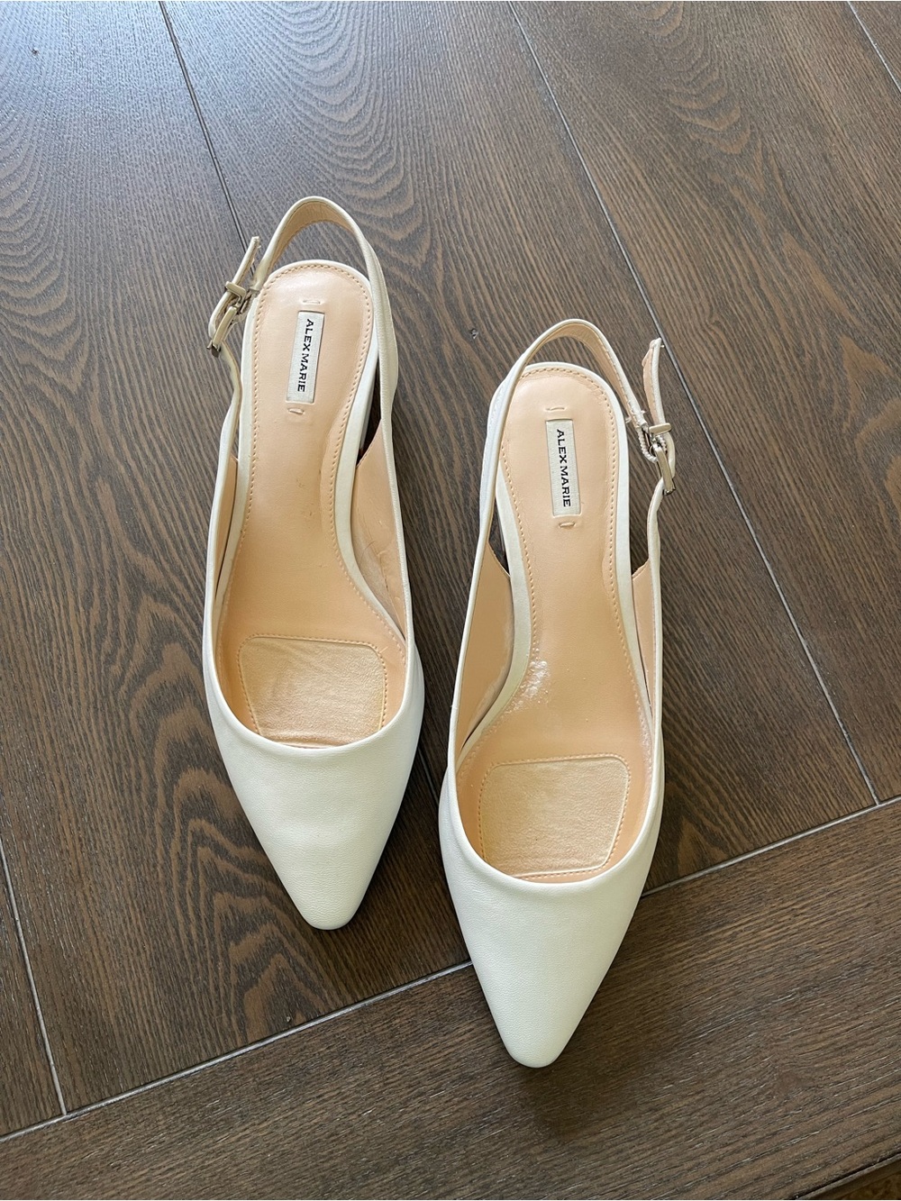 Alex Marie White Pointed Closed-Toe Strap Heels. Size 8.5